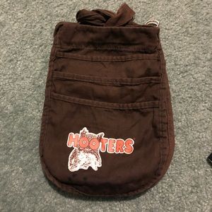 Brown hooters pouch